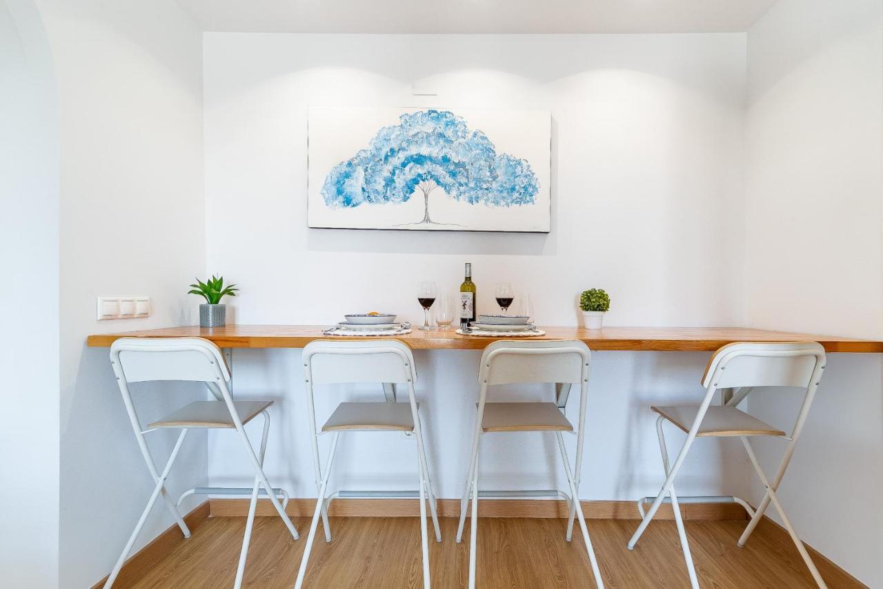 Modern Beach Apartment Valparaiso With Parking マラガ エクステリア 写真