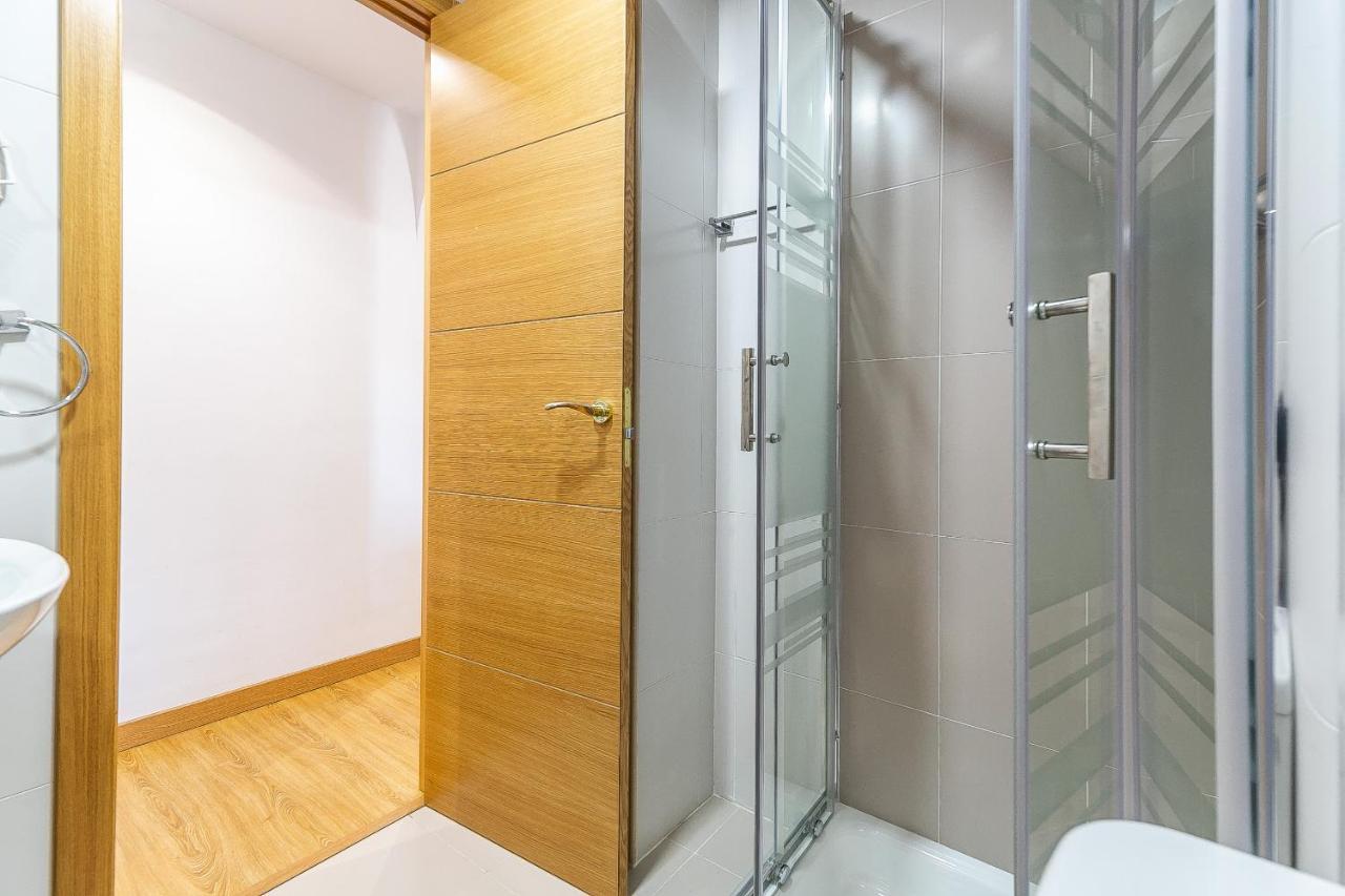 Modern Beach Apartment Valparaiso With Parking マラガ エクステリア 写真